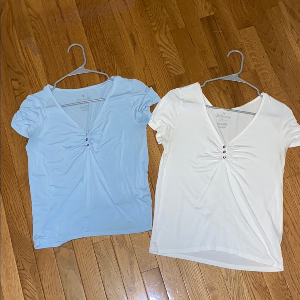 2/$12!! (Or $8/piece) AE Short Sleeve ✨M✨